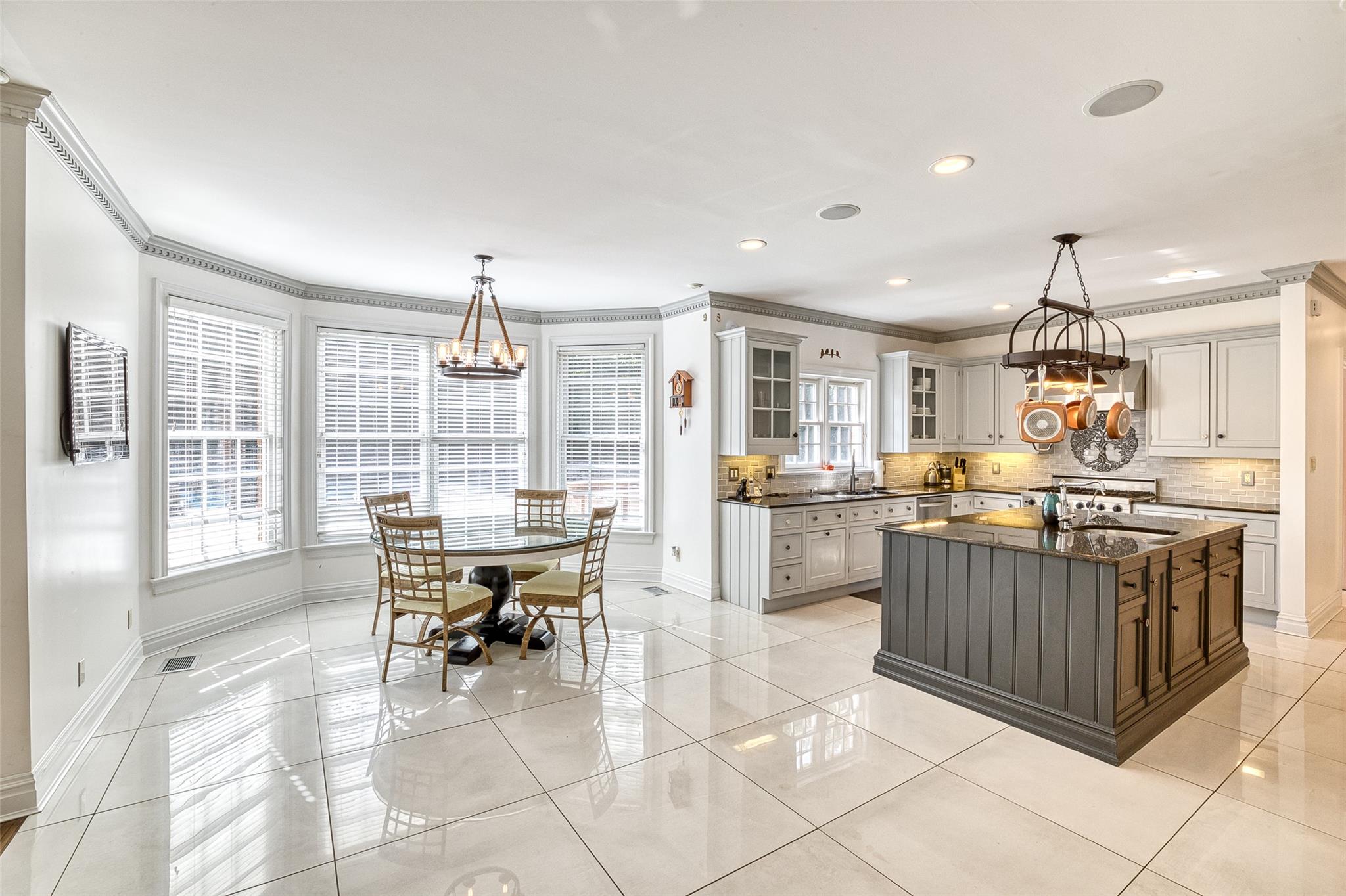 #11 photo, 9 Stream Court, ナッソー郡 Great Neck , NY 11024