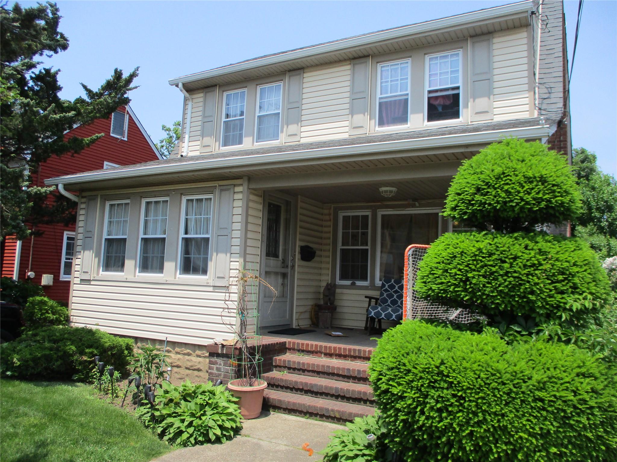 #1 photo, 6 Ryder Place, East Rockaway , NY 11518