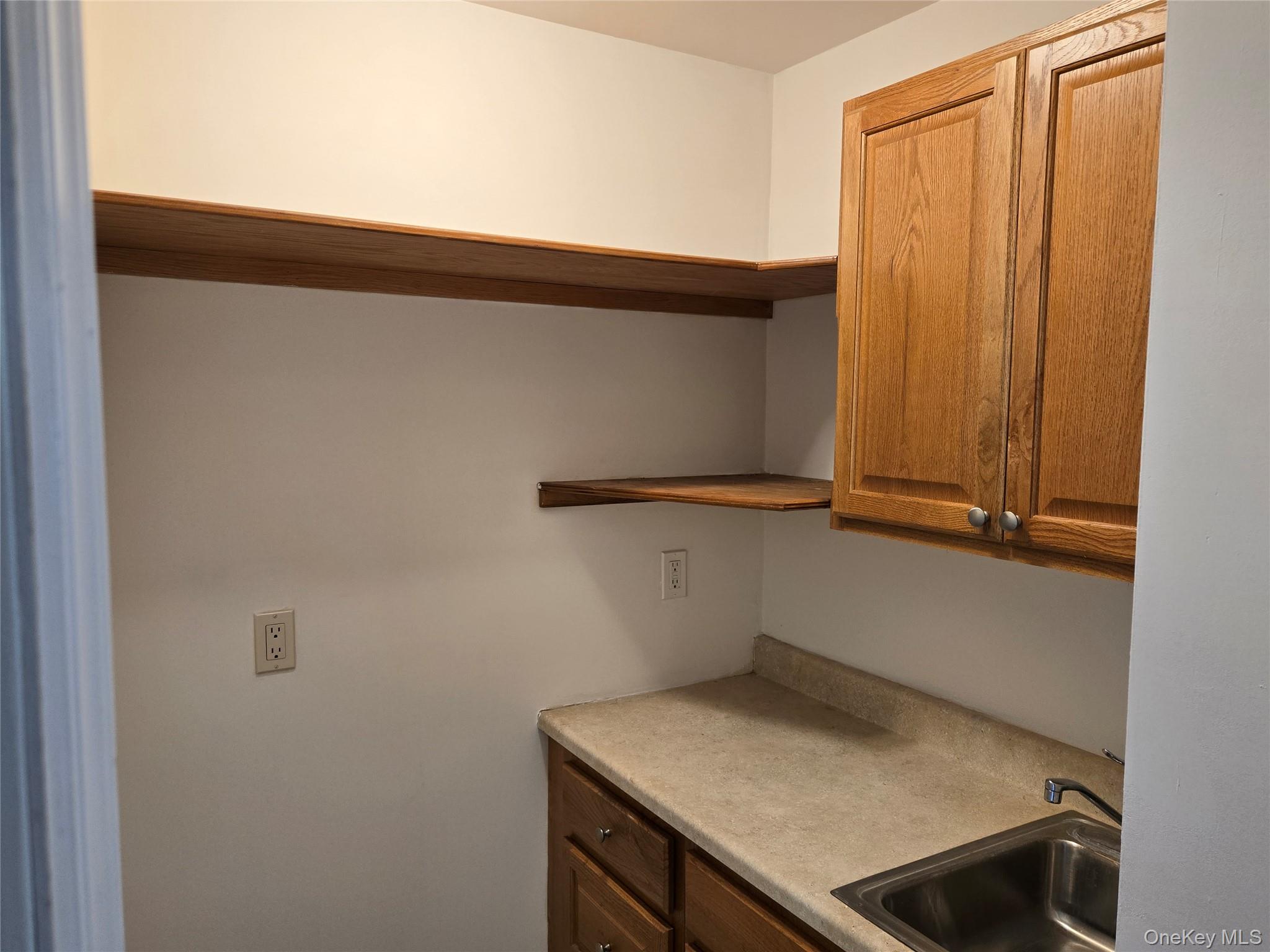 #18 photo, 130 E Central Avenue, Pearl River , NY 10965