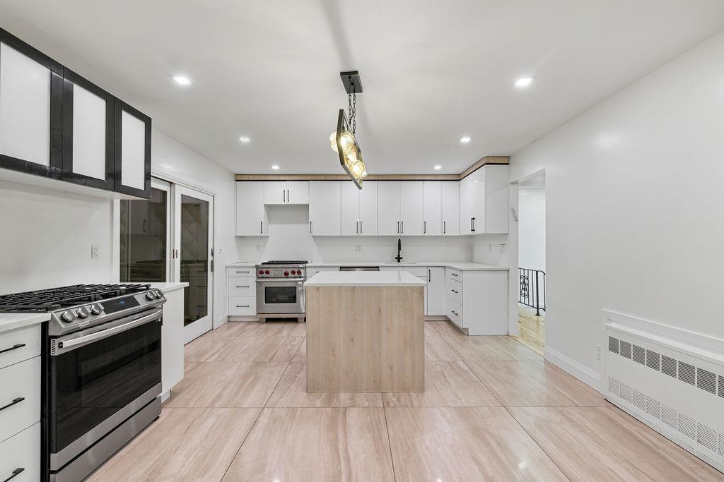 #13 photo, 10 Karow Court, 紐約州 Monsey , NY 10952