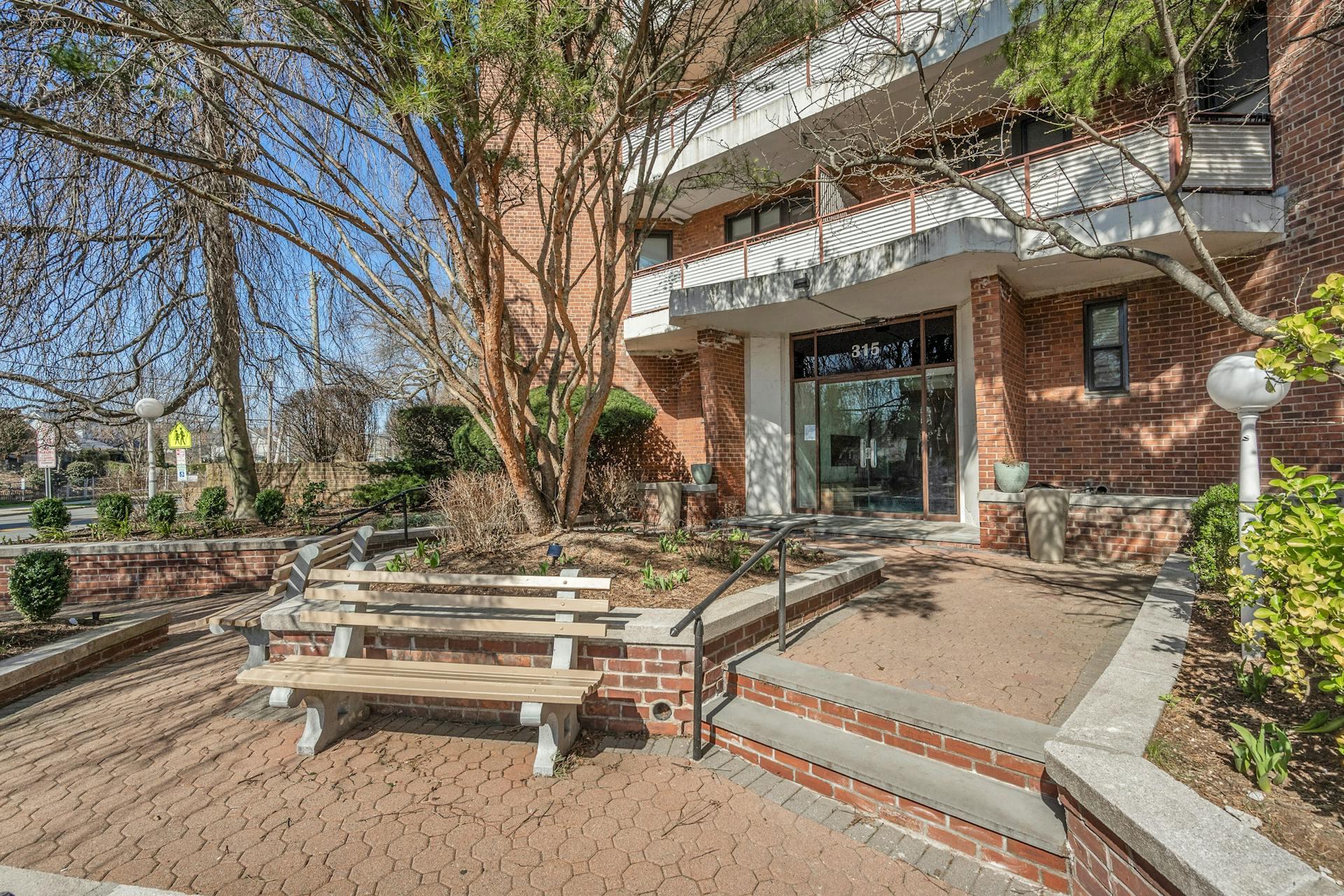 #3 photo, 315 King Street, Port Chester , NY 10573