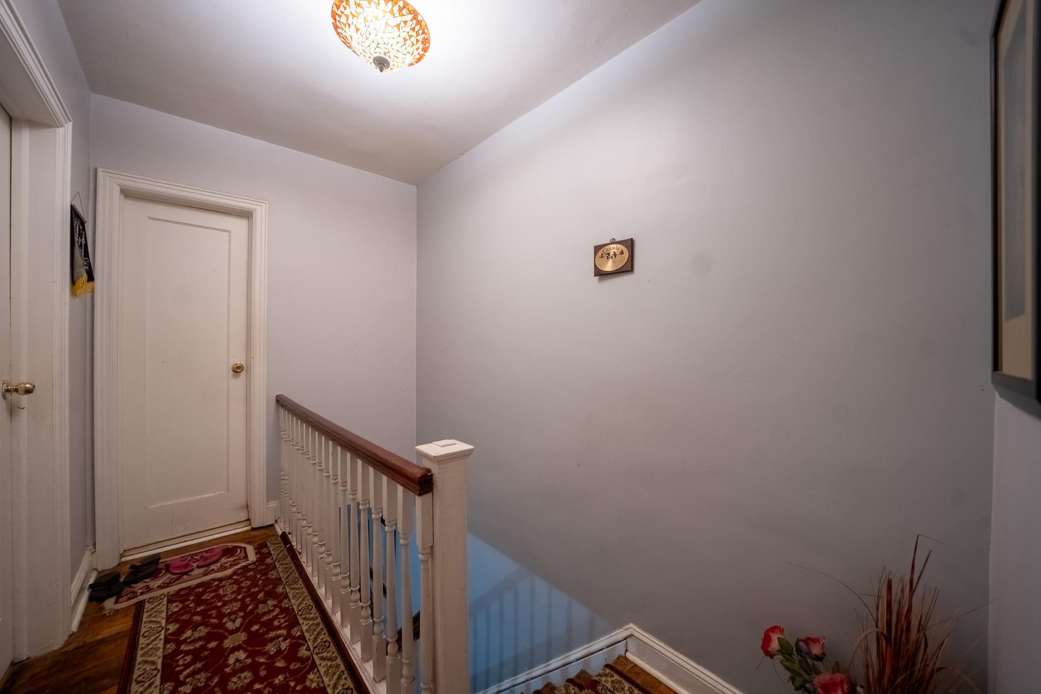 #18 photo, 32-23 76th Street, クイーンズ区 East Elmhurst , NY 11370