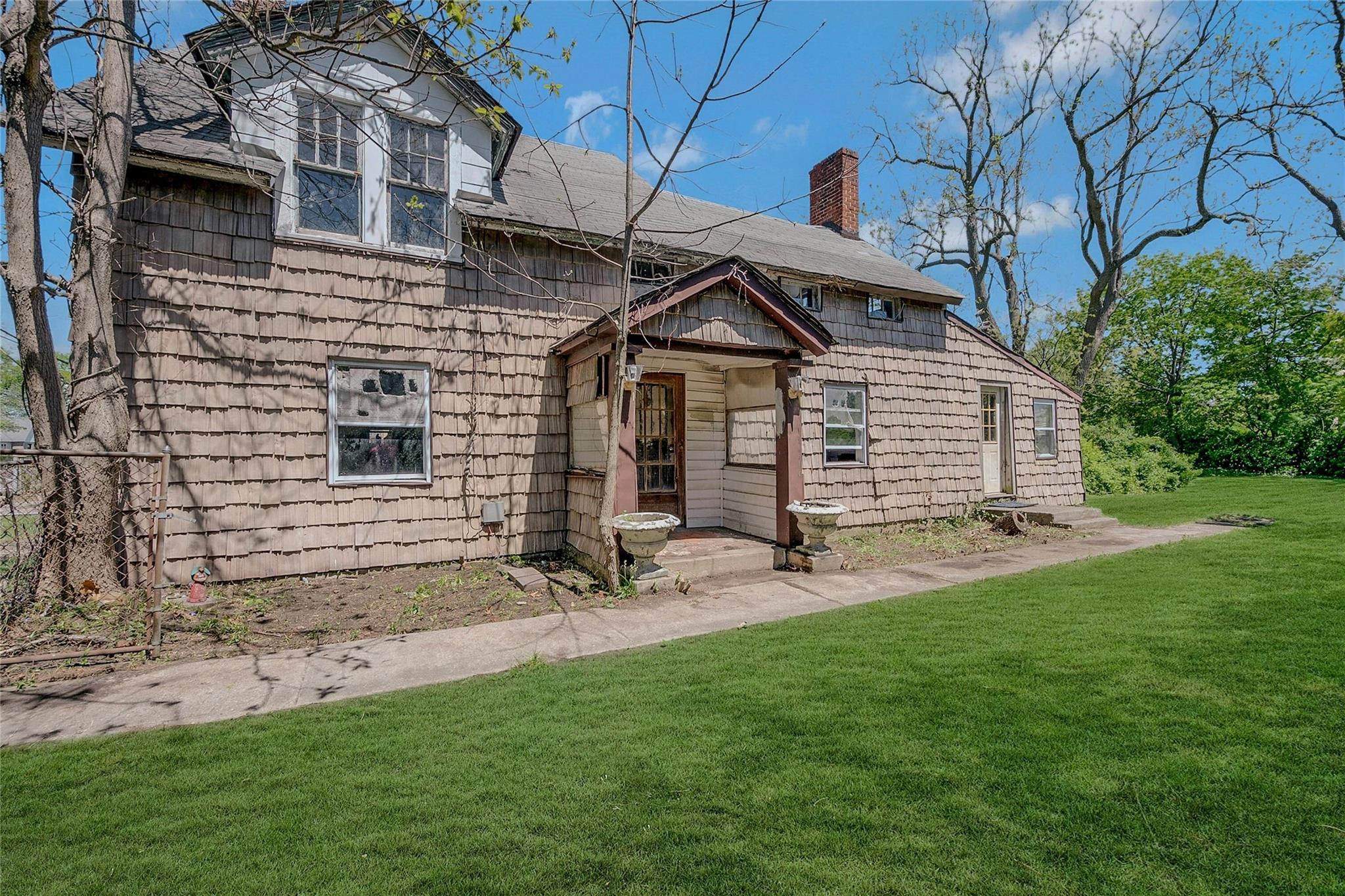 #1 photo, 795 Deer Park Avenue, サフォーク郡 North Babylon , NY 11703