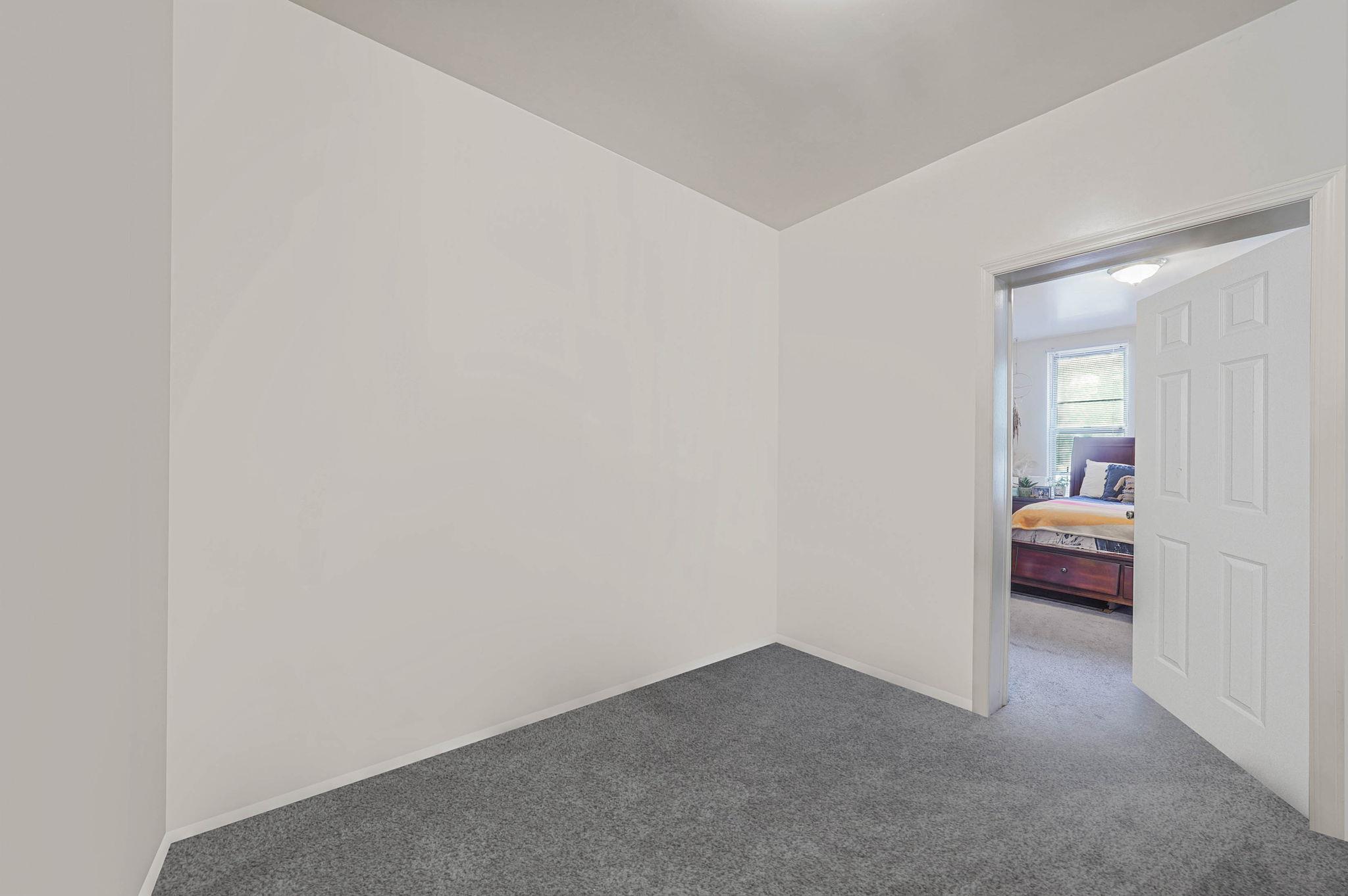 #19 photo, 3063 14th Street, クイーンズ区 Astoria , NY 11102