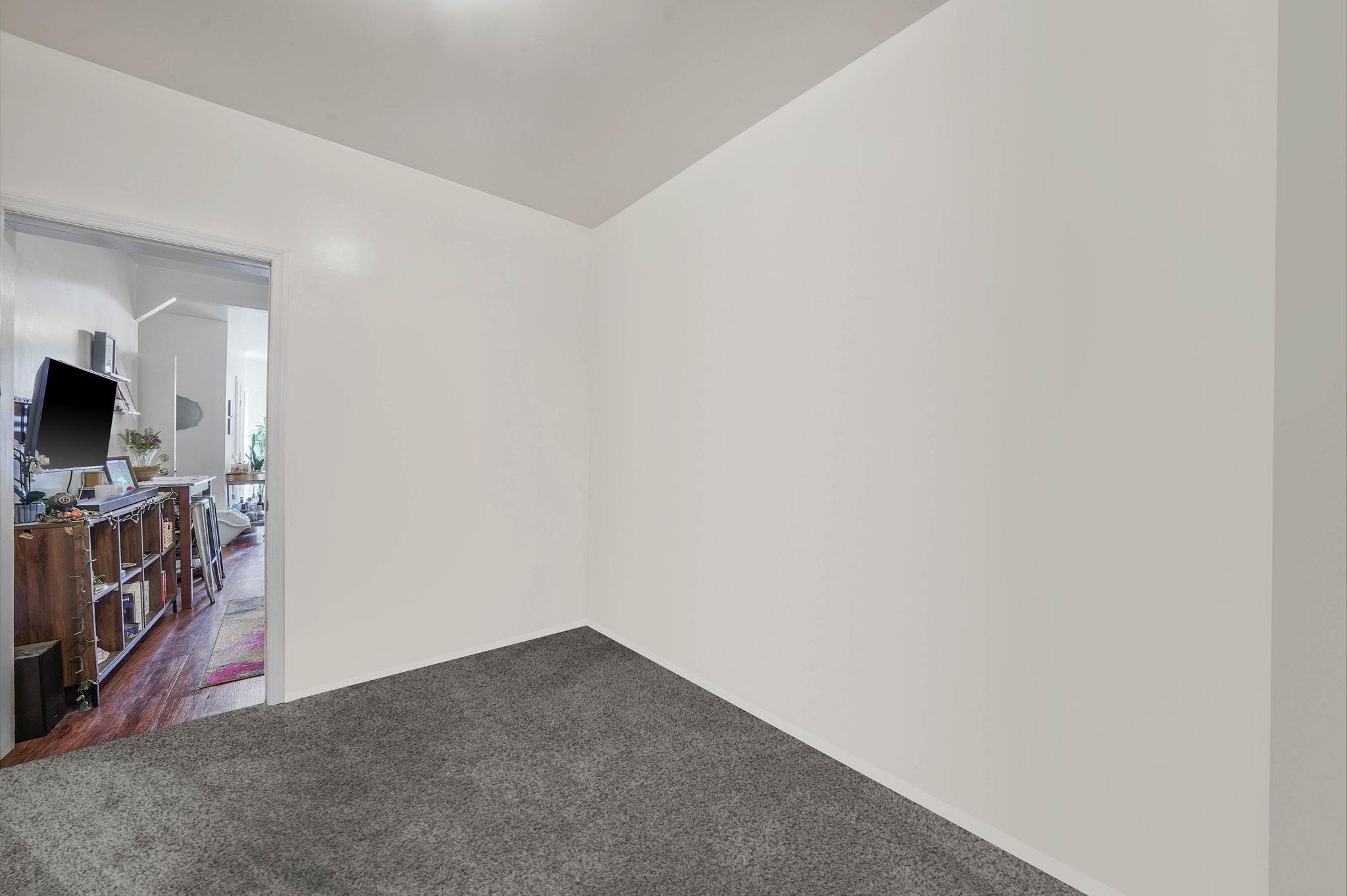 #20 photo, 3063 14th Street, クイーンズ区 Astoria , NY 11102