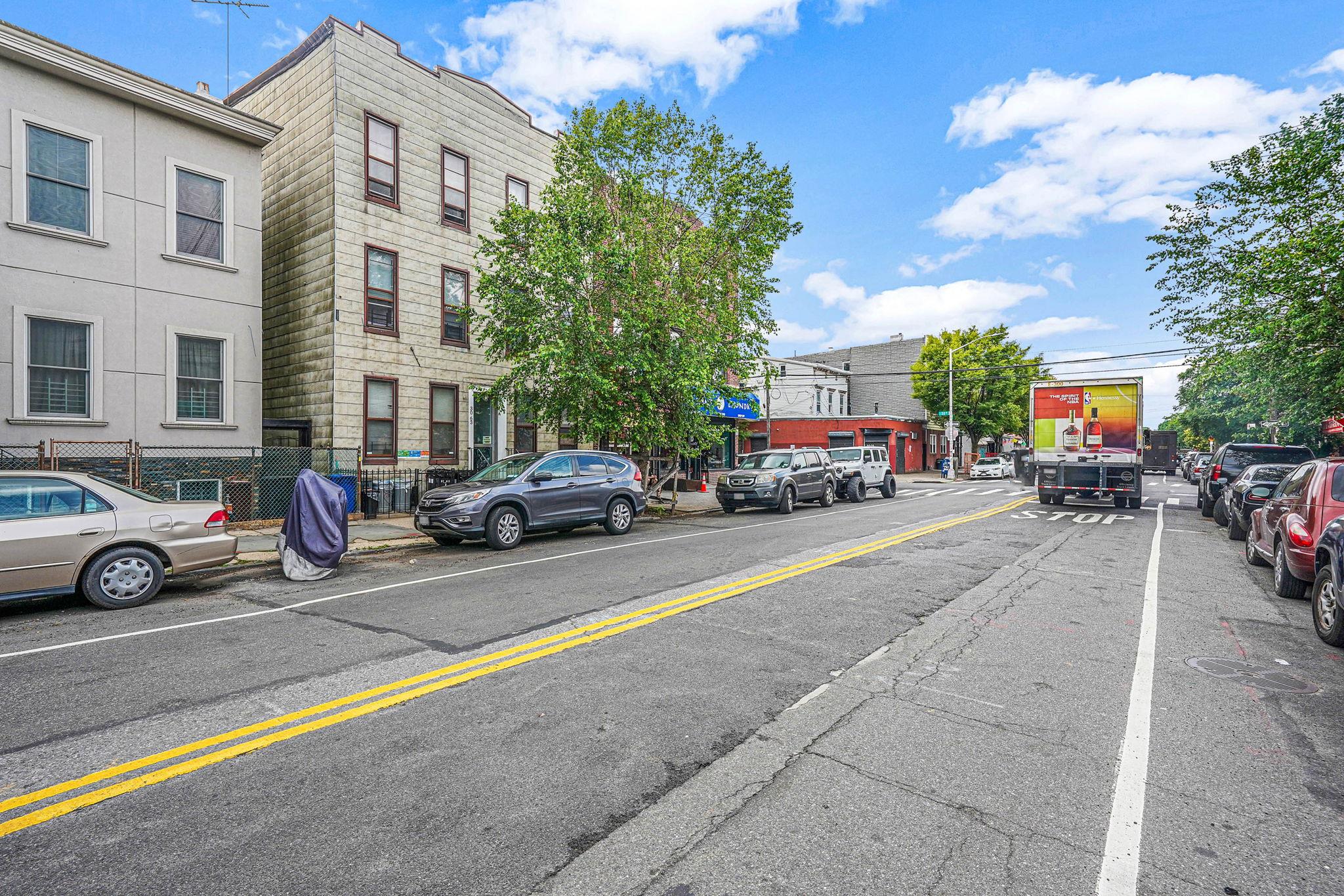 #5 photo, 3063 14th Street, クイーンズ区 Astoria , NY 11102