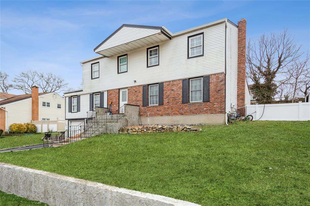 #1 photo, 24 Linden Street, Selden , NY 11784