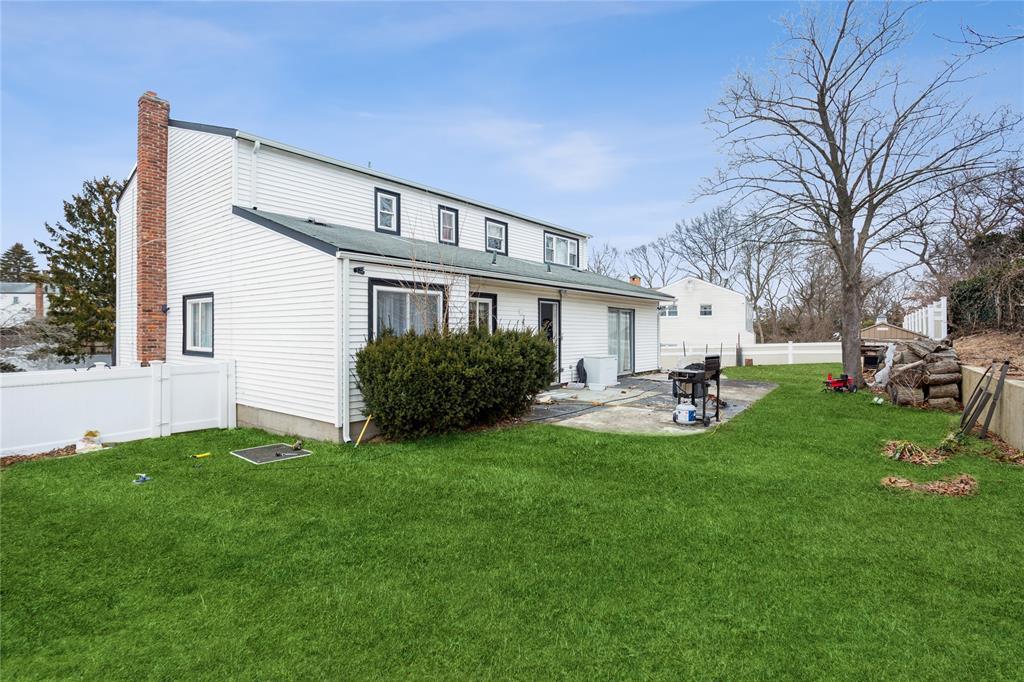 #2 photo, 24 Linden Street, サフォーク郡 Selden , NY 11784