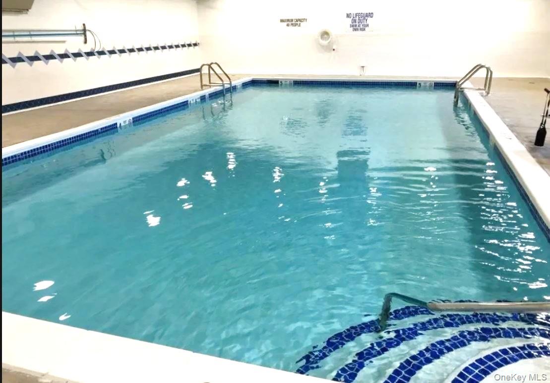 #12 photo, 79 Pointe Circle, サフォーク郡 Coram , NY 11727