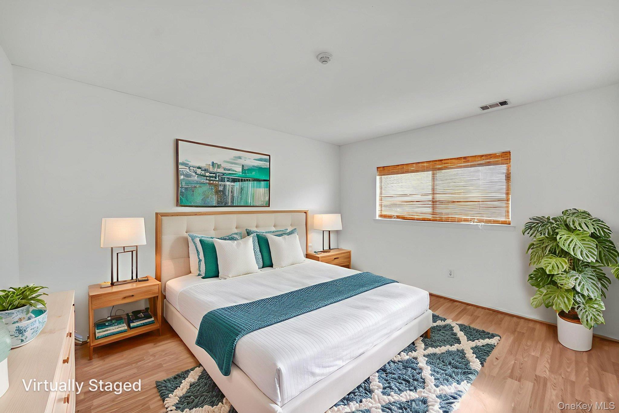 #7 photo, 79 Pointe Circle, サフォーク郡 Coram , NY 11727