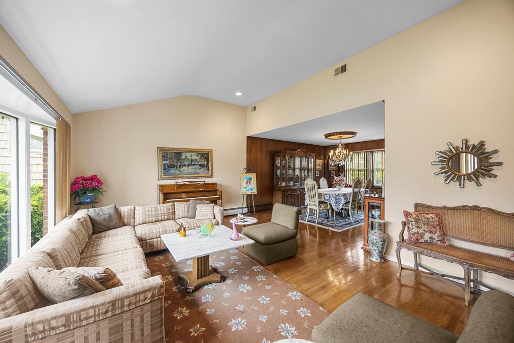 #11 photo, 797 Caldwell Avenue, ナッソー郡 North Woodmere , NY 11581