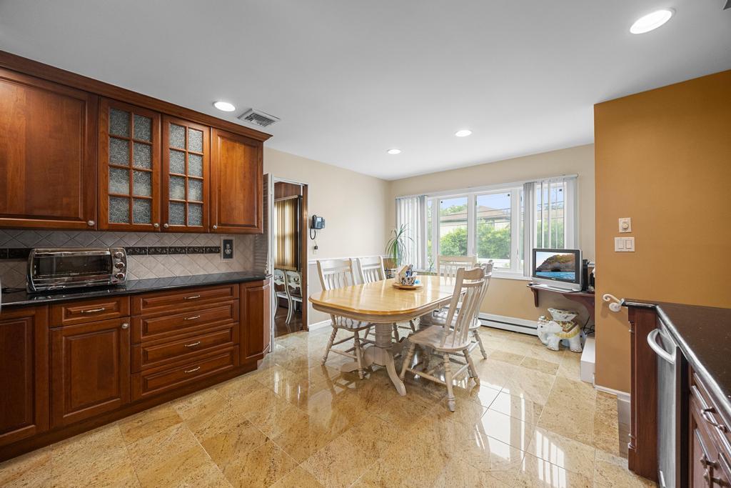 #17 photo, 797 Caldwell Avenue, ナッソー郡 North Woodmere , NY 11581