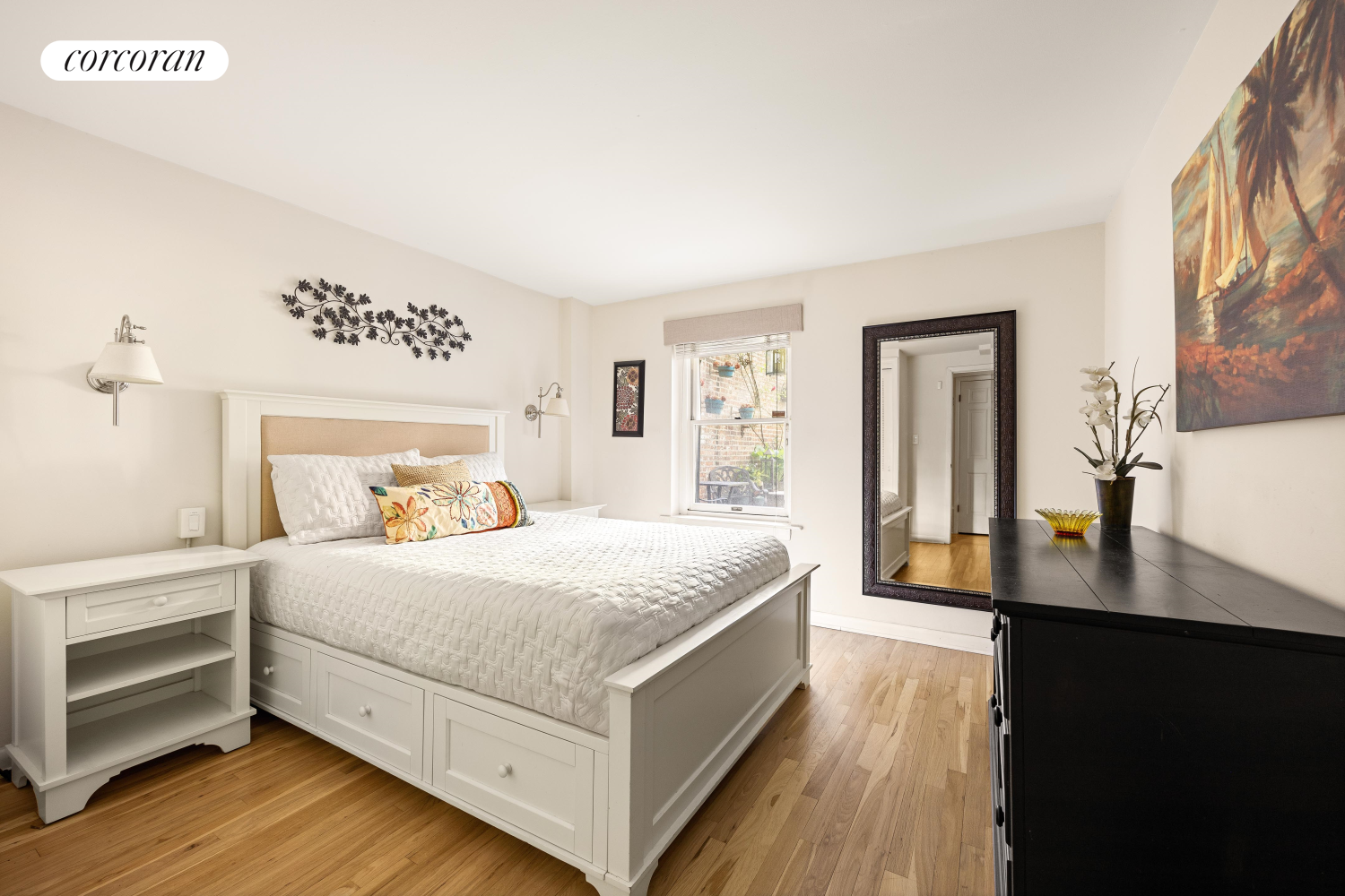 #8 photo, 252 W 21ST Street, マンハッタン Chelsea , NY 10011