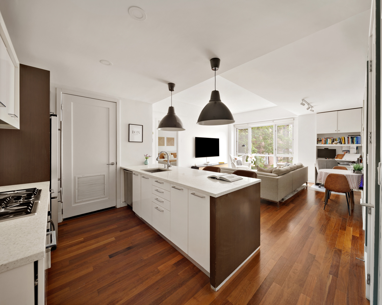 #1 photo, 125 N 10TH Street, Williamsburg,North , NY 11249