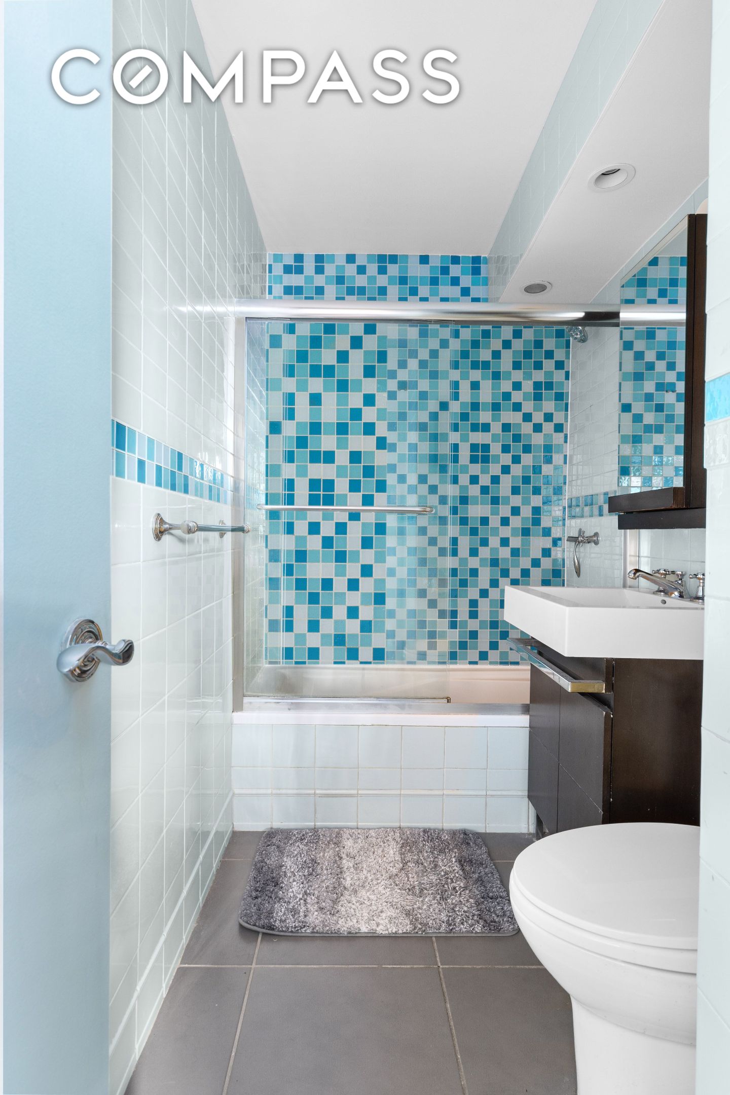 #15 photo, 303 W 66th Street, マンハッタン Upper West Side , NY 10023