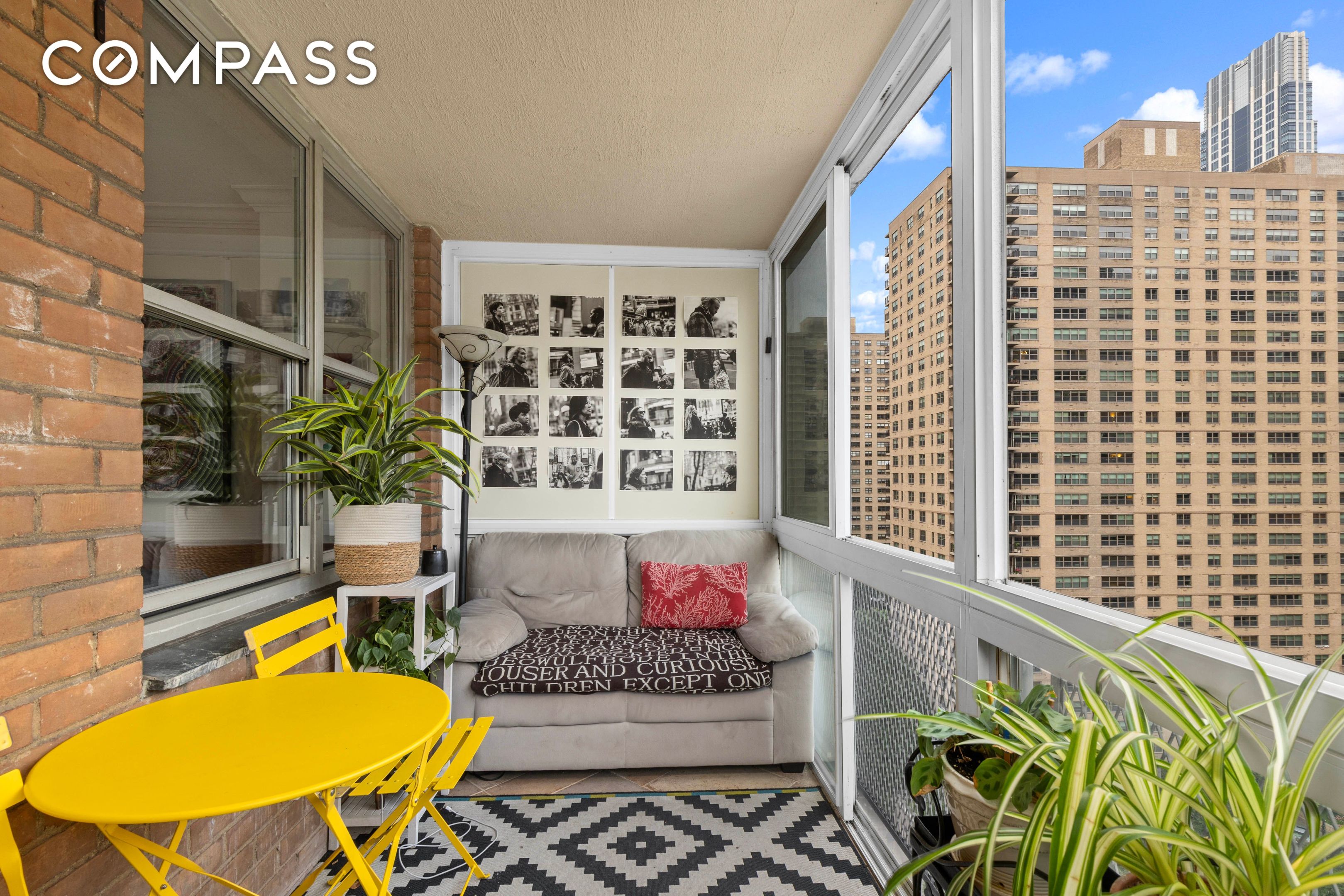 #8 photo, 303 W 66th Street, マンハッタン Upper West Side , NY 10023