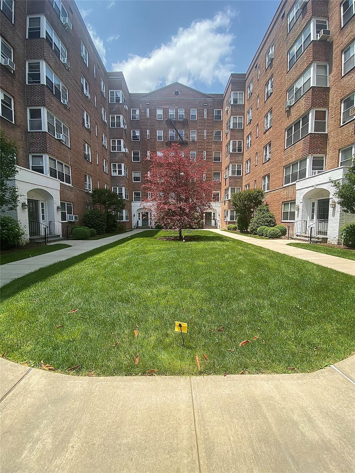 #1 photo, 1 Bronxville Road, 布朗士 Bronxville , NY 10708