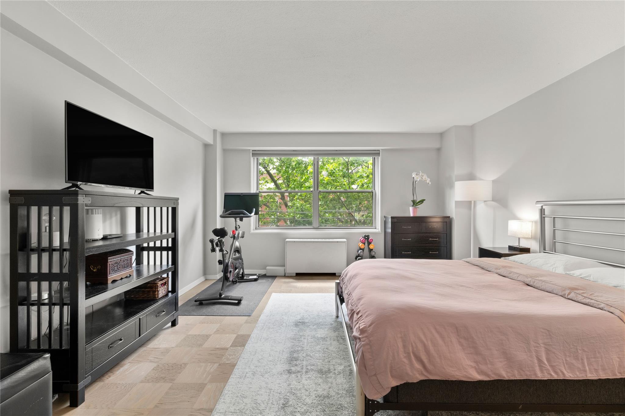 #10 photo, 70-31 108 Street, 皇后區 森林小丘 Forest Hills , NY 11375