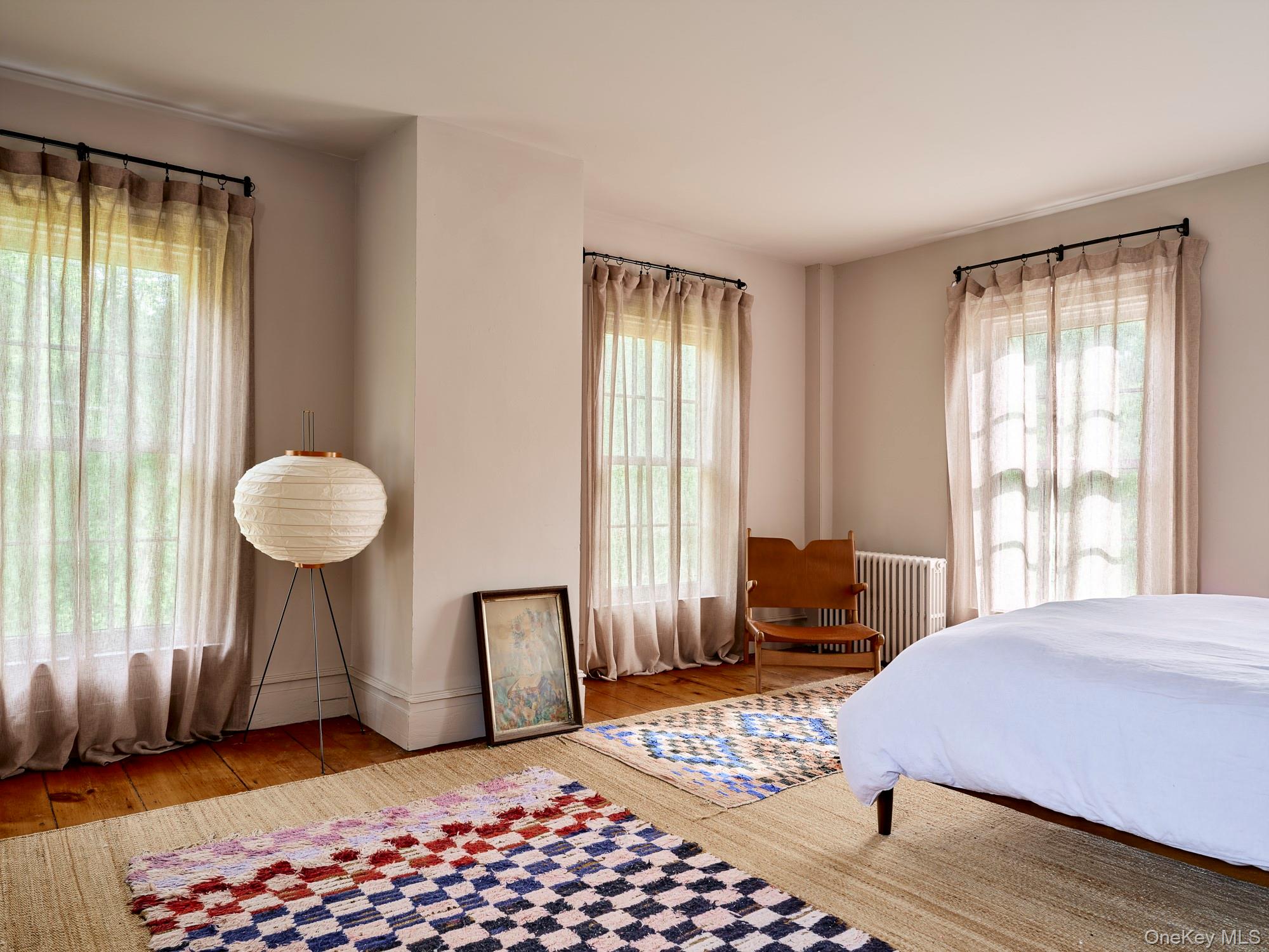 #13 photo, 886 State Route 9J, Stuyvesant , NY 12173