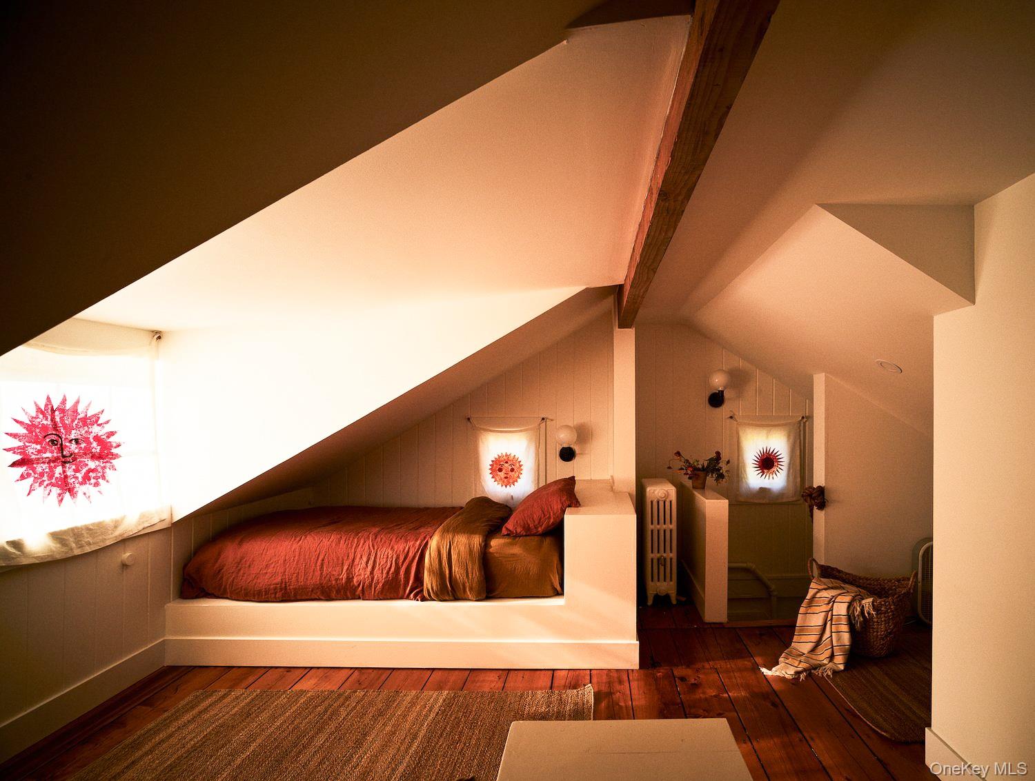 #17 photo, 886 State Route 9J, Stuyvesant , NY 12173