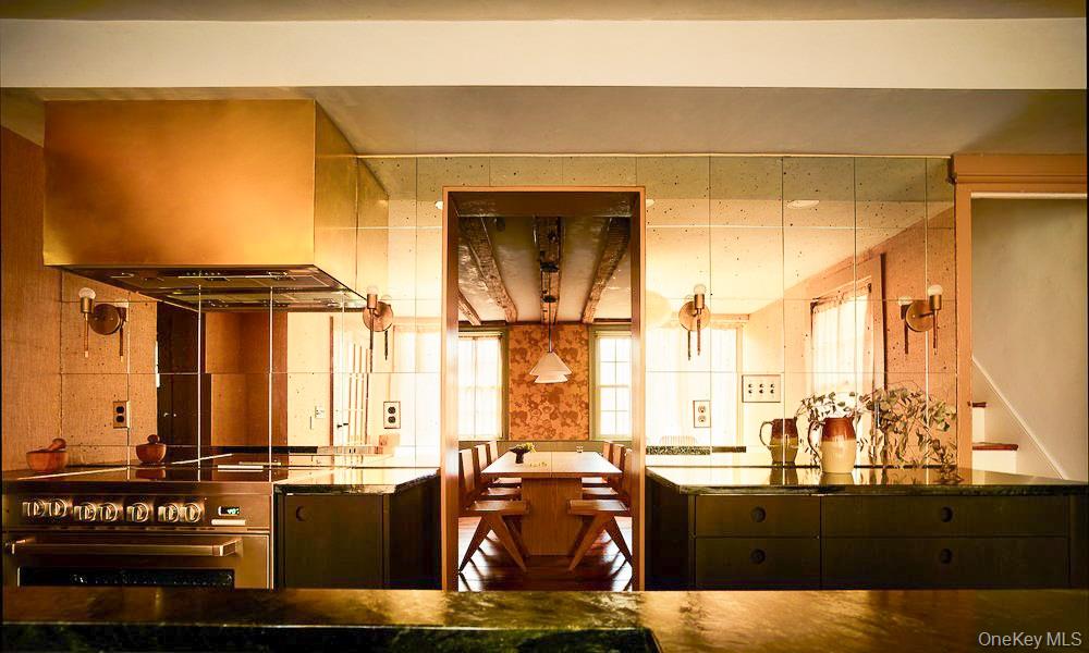 #4 photo, 886 State Route 9J, Stuyvesant , NY 12173