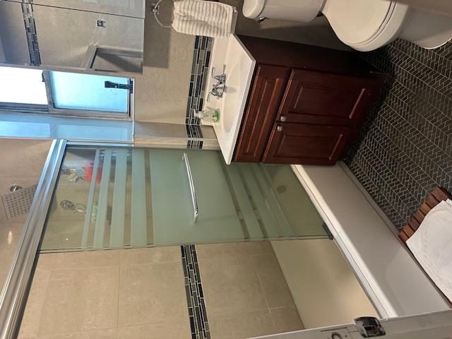 #5 photo, 4229 Newtown Road, クイーンズ区 Astoria , NY 11103