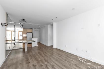 #11 photo, 440 W Broadway, ナッソー郡 Long Beach , NY 11561