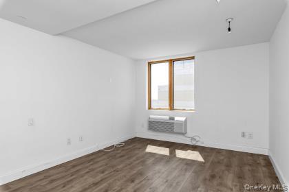 #14 photo, 440 W Broadway, ナッソー郡 Long Beach , NY 11561