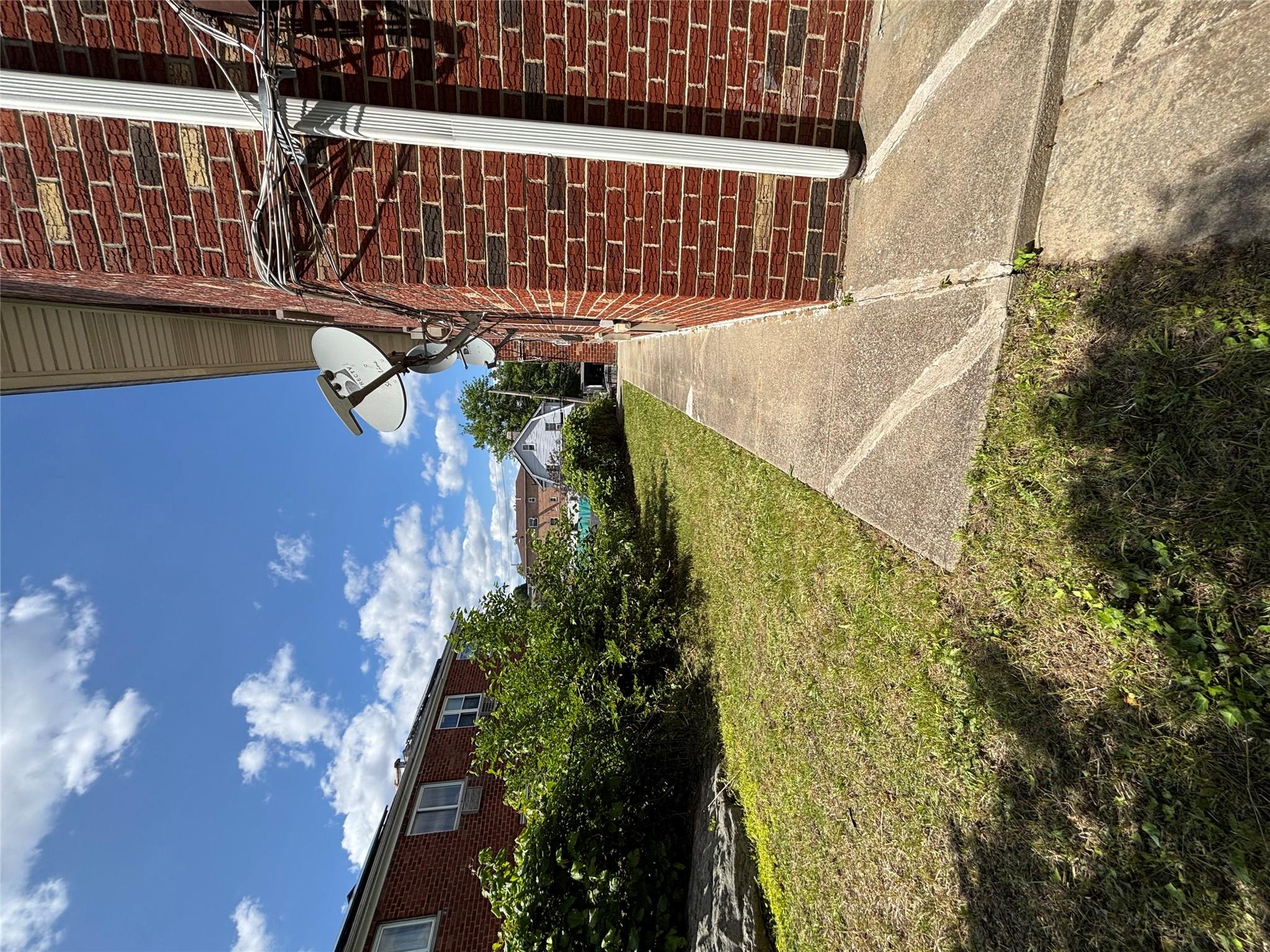 #11 photo, 2110 Light Street, برونكس Bronx , NY 10466