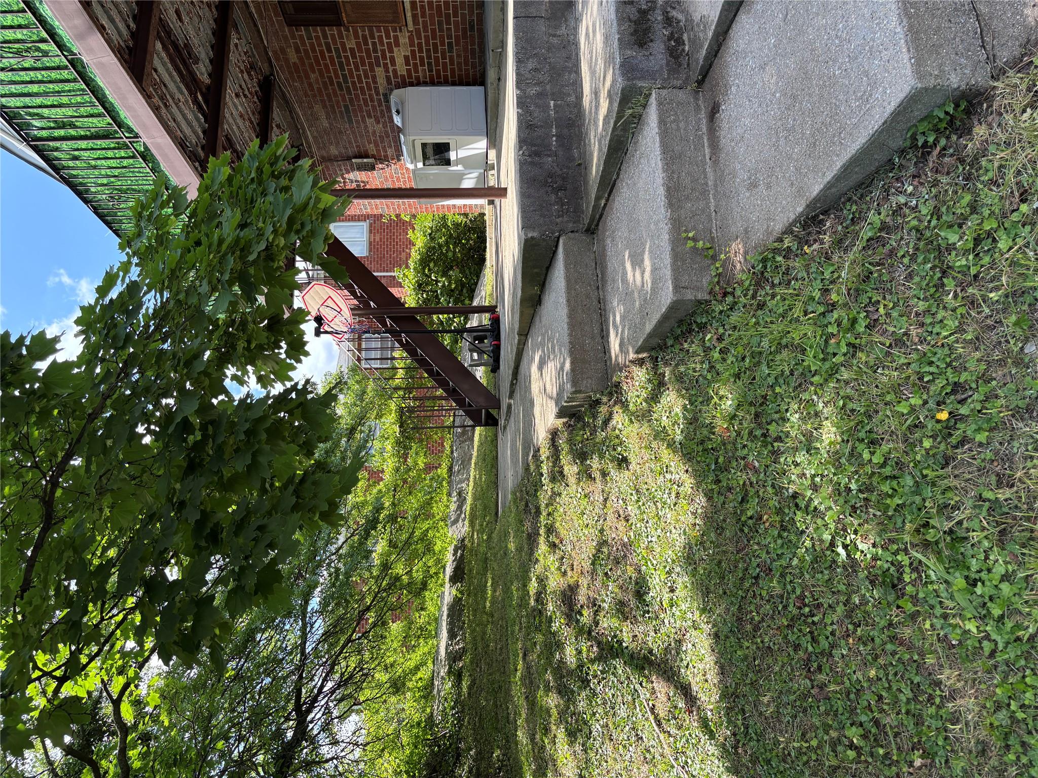 #7 photo, 2110 Light Street, برونكس Bronx , NY 10466