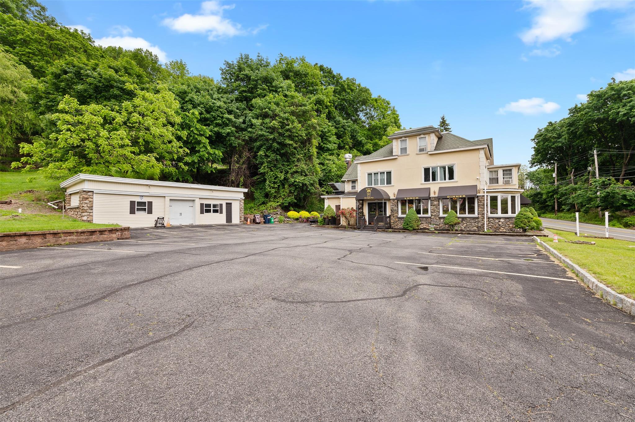 #1 photo, 337 N Liberty Drive, Tomkins Cove , NY 10986