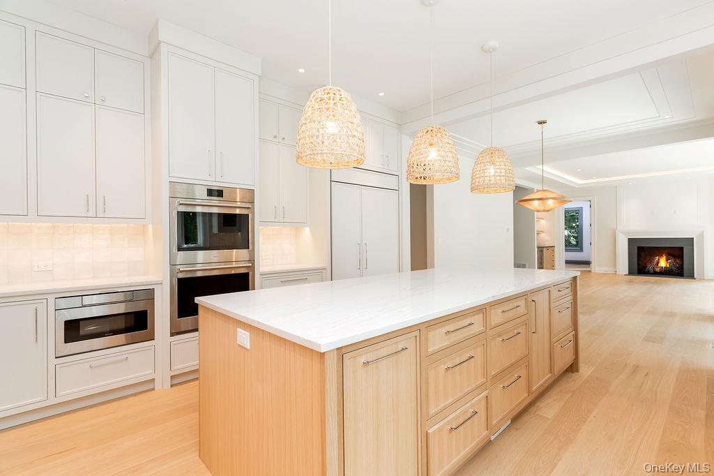 #15 photo, 6 Dorchester Lane, Call Listing Agent , CT 06878