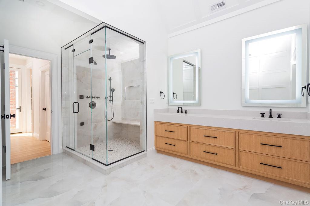 #19 photo, 6 Dorchester Lane, Call Listing Agent , CT 06878