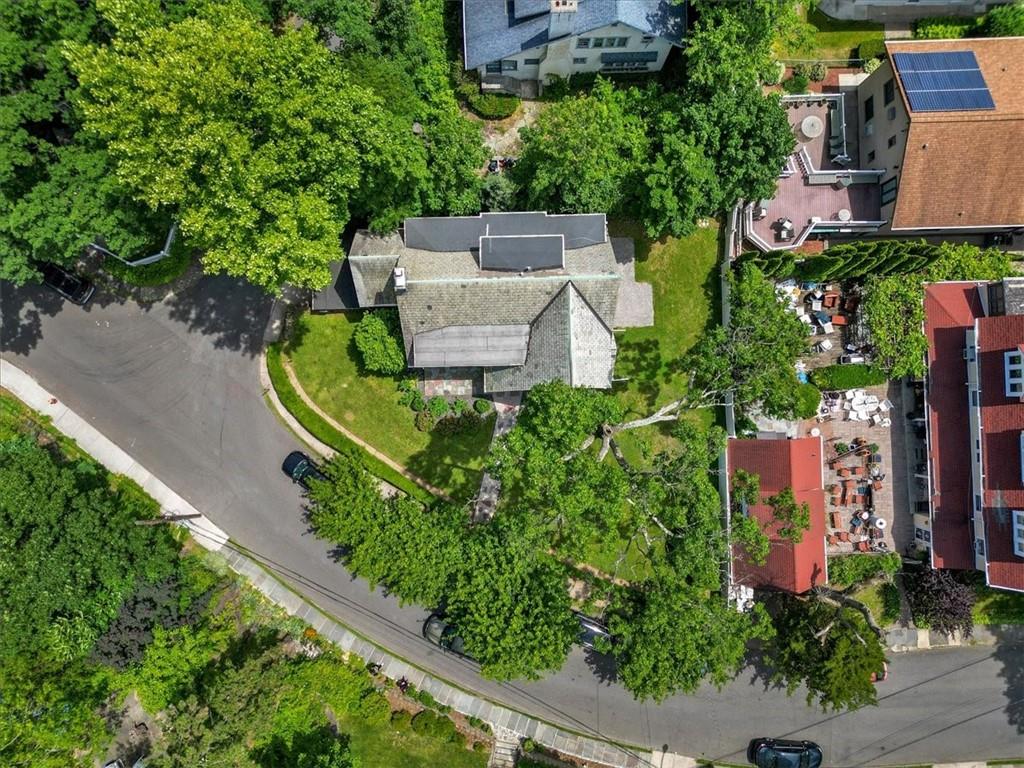 #8 photo, 2 Rockland Avenue, Yonkers , NY 10705