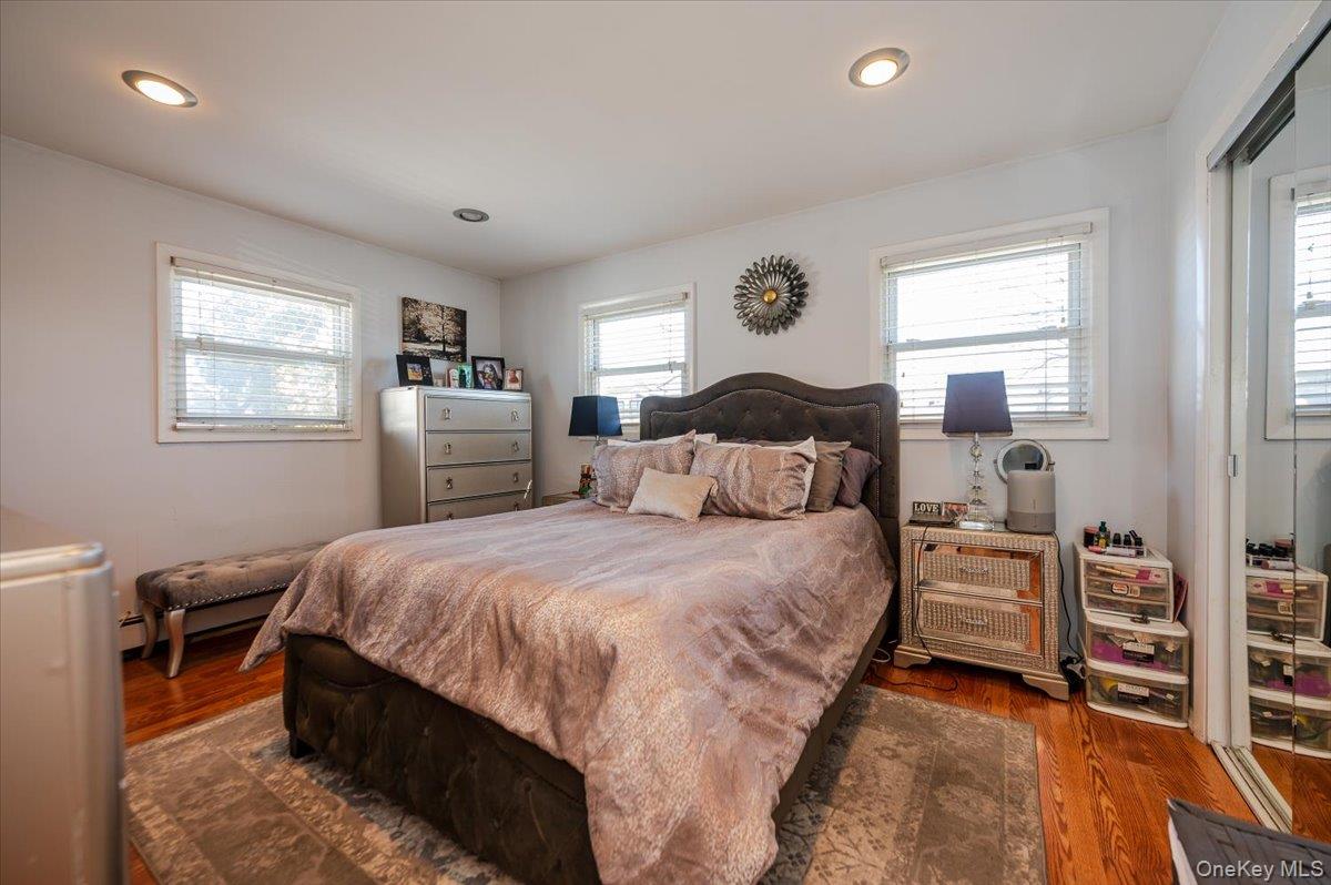 #13 photo, 22 Cheshire Road, ナッソー郡 Inwood , NY 11096