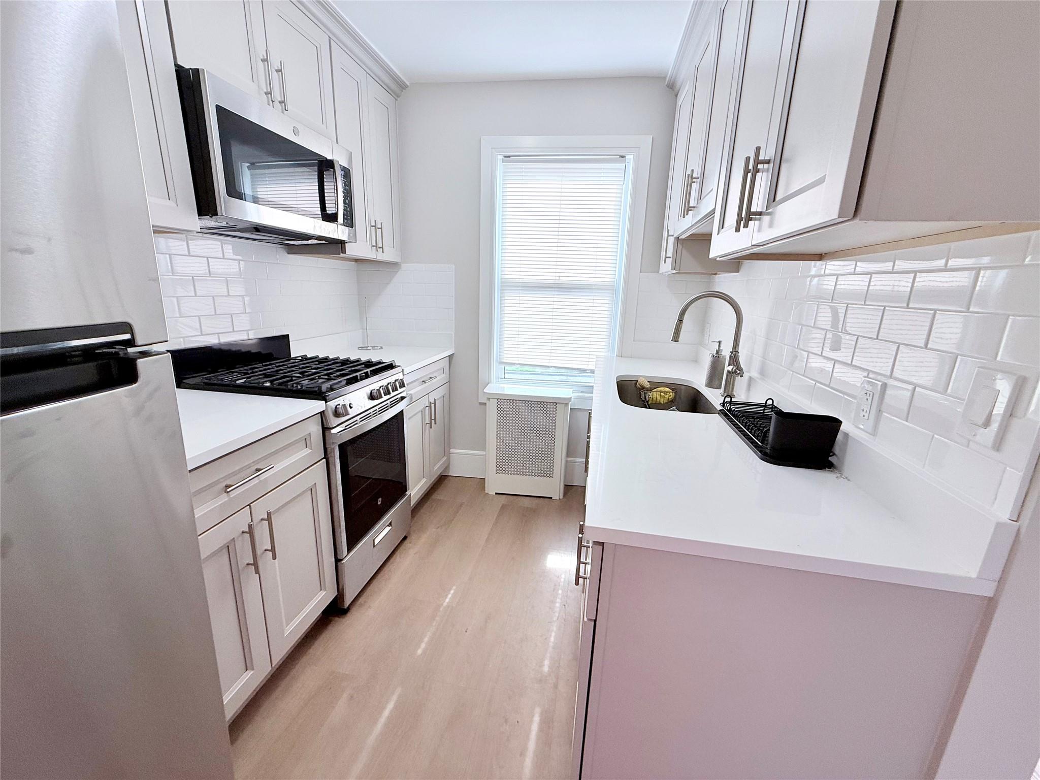 #1 photo, 678 Willis Avenue, Williston Park , NY 11596