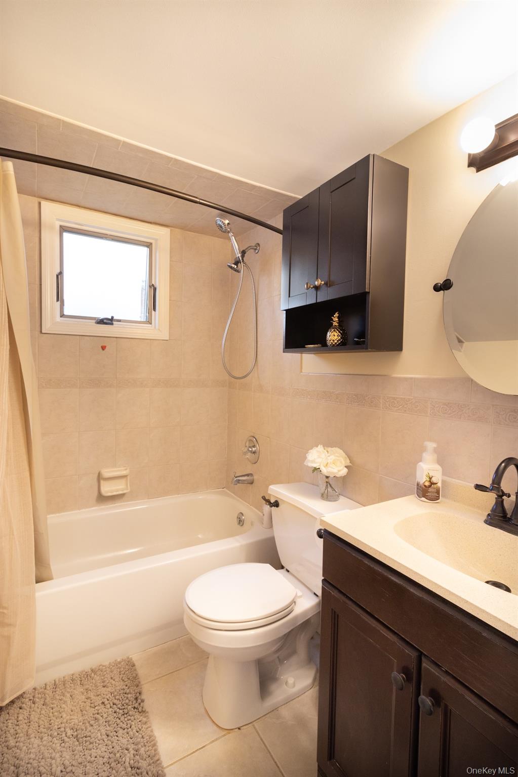 #9 photo, 2449 Union Boulevard, サフォーク郡 Islip , NY 11751