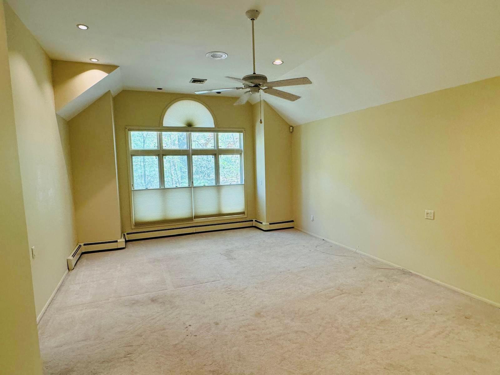 #17 photo, 66 Cliff Road, Port Jefferson , NY 11777