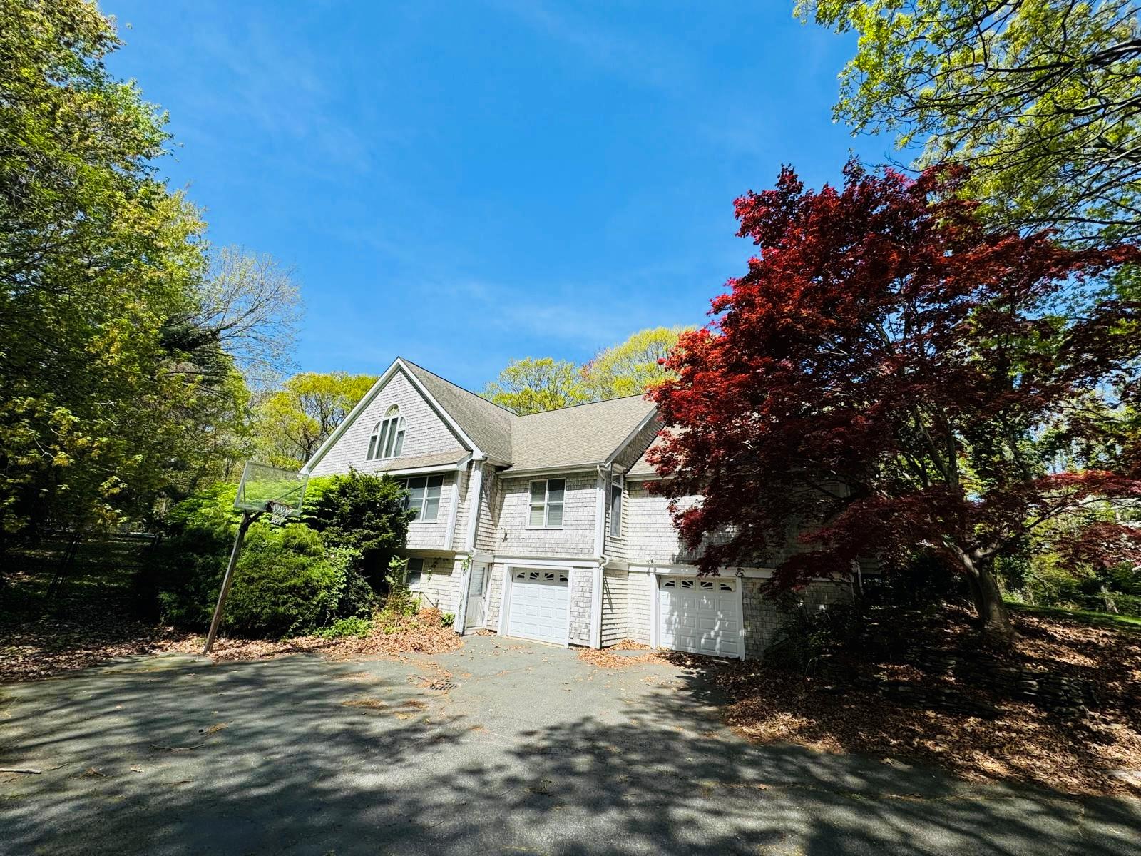 #5 photo, 66 Cliff Road, Port Jefferson , NY 11777