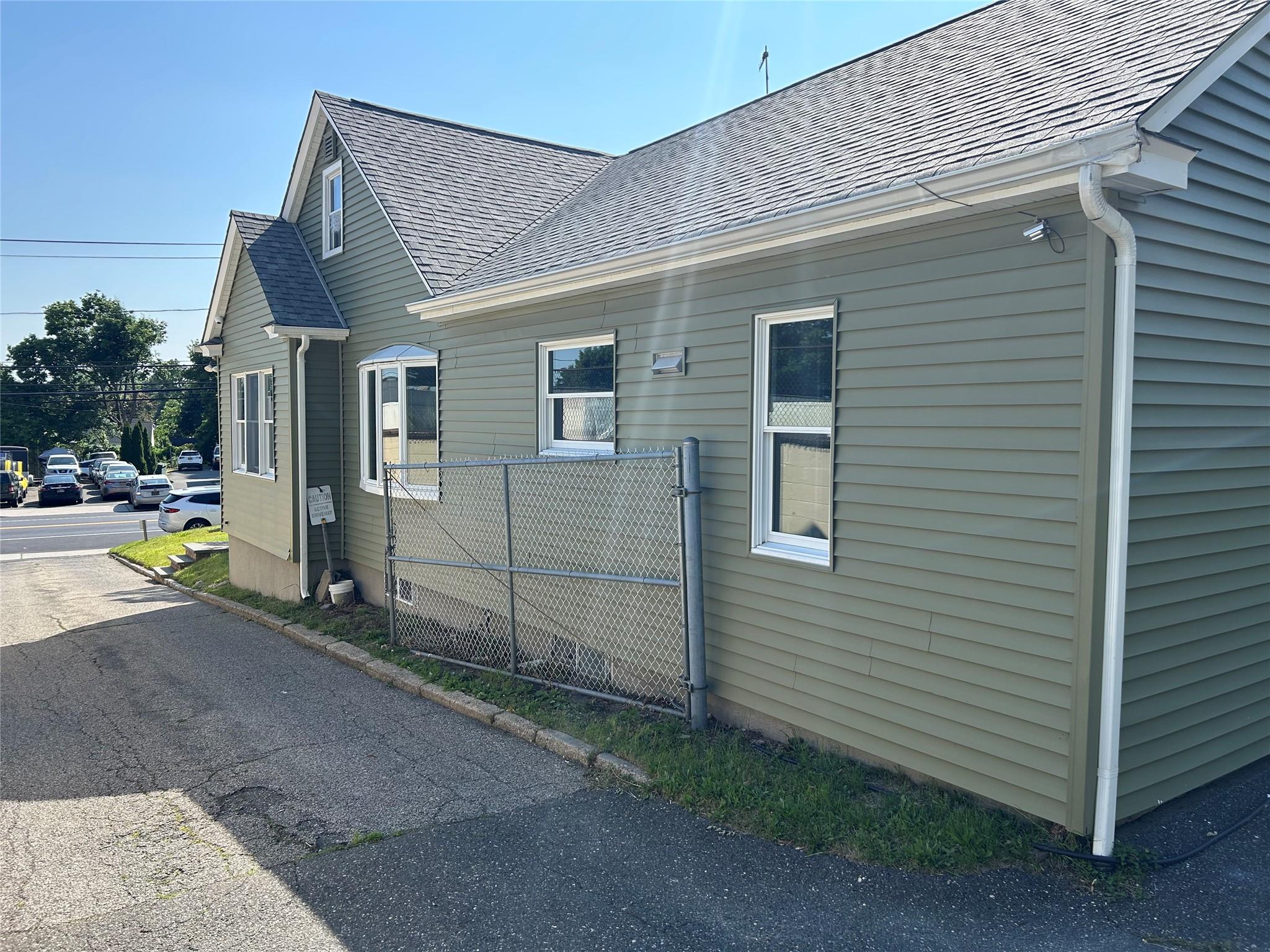 #3 photo, 153 W Main Street, サフォーク郡 Kings Park , NY 11754