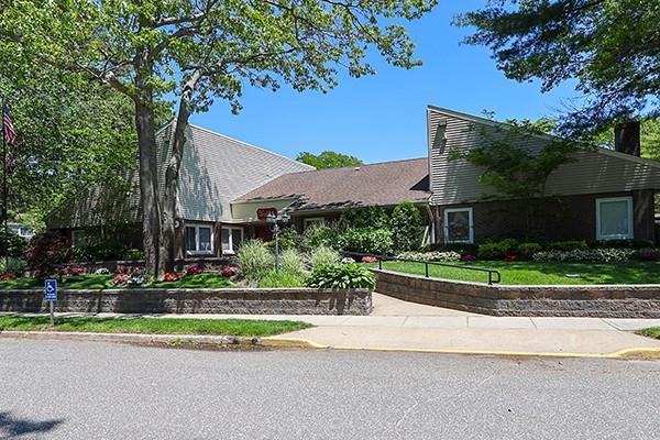 #12 photo, 223 Springmeadow Drive, サフォーク郡 Holbrook , NY 11741