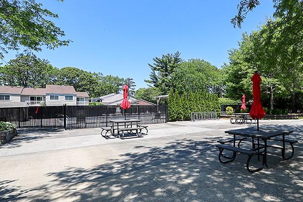 #14 photo, 223 Springmeadow Drive, サフォーク郡 Holbrook , NY 11741