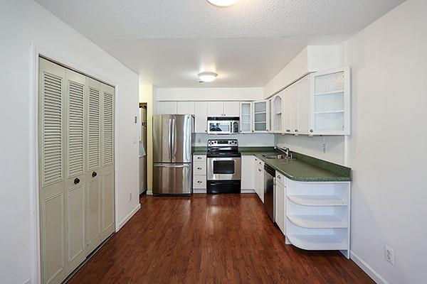 #2 photo, 223 Springmeadow Drive, サフォーク郡 Holbrook , NY 11741