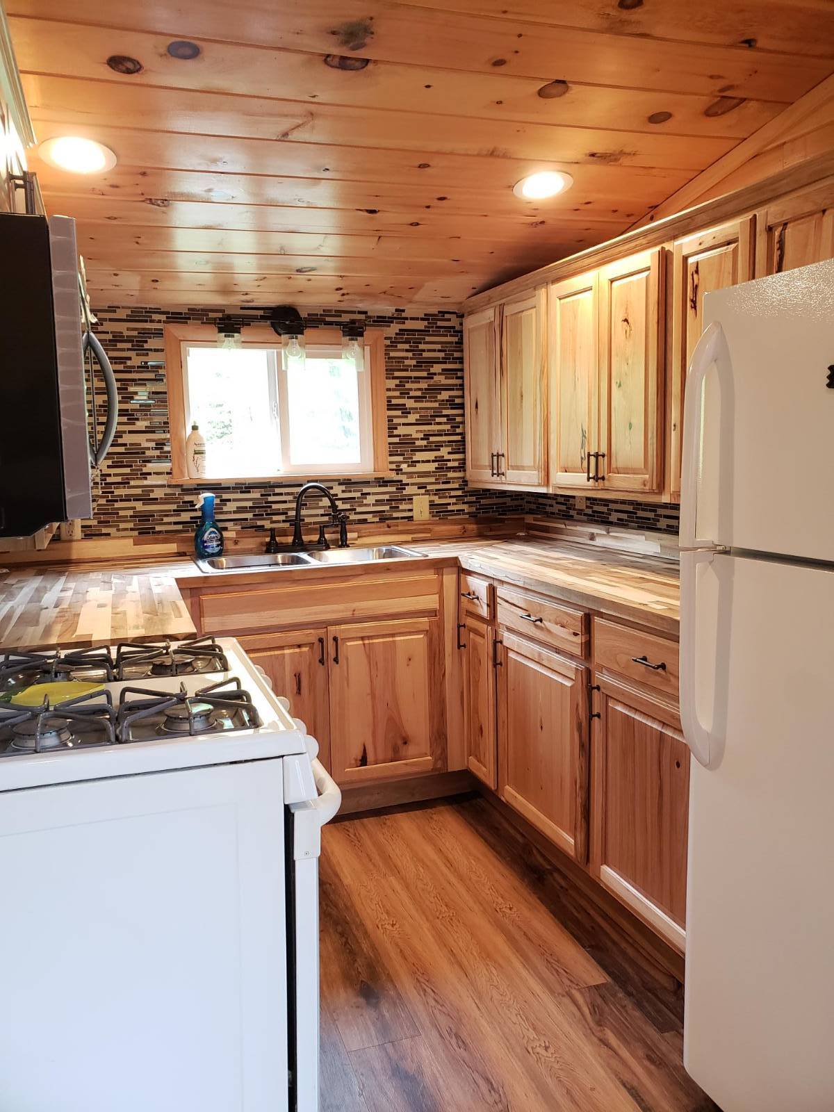 #29 photo, 118-118a S Shore Rd EAST, Caroga Lake , NY 12032