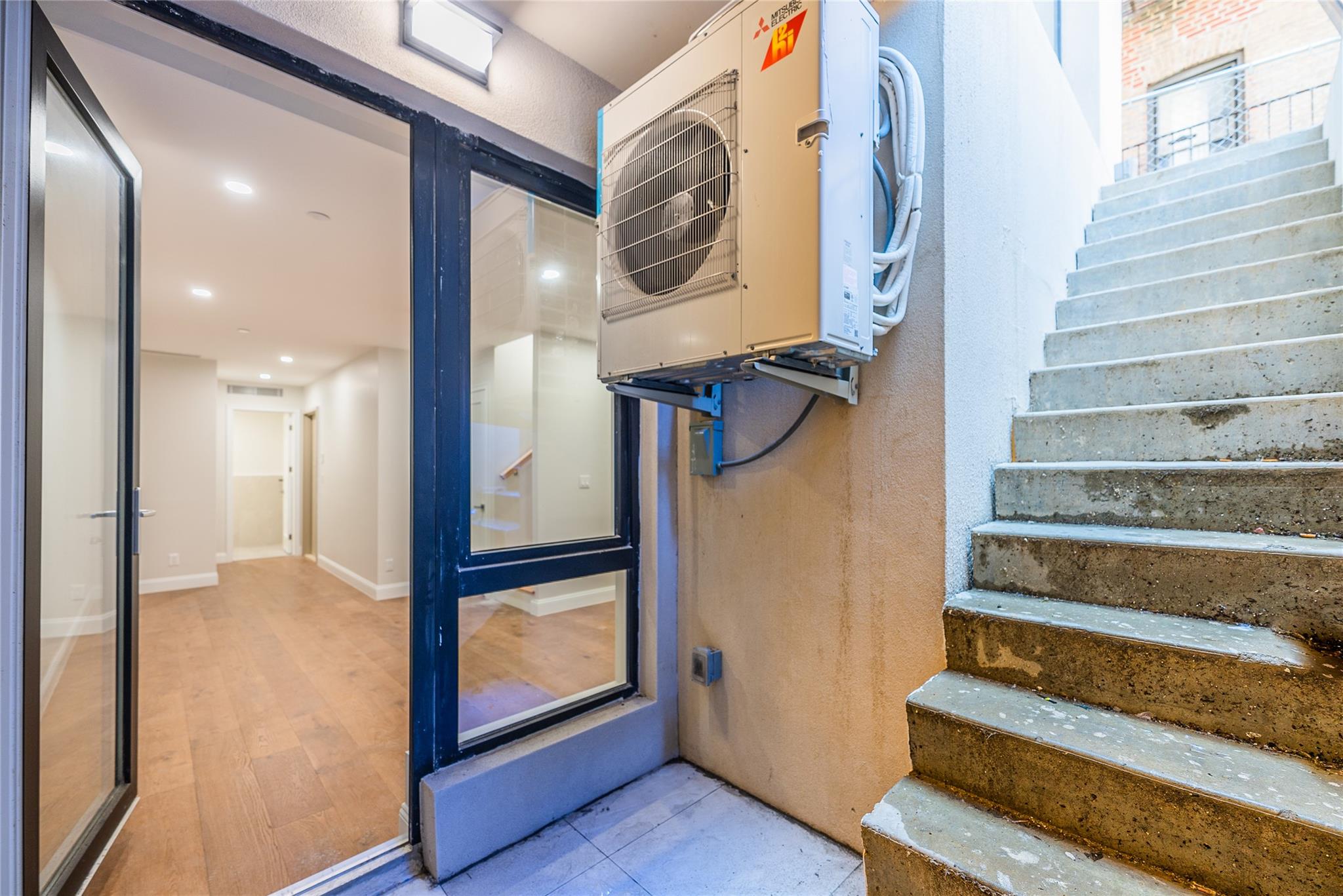 #15 photo, 4209 Hampton Street, クイーンズ区 Elmhurst , NY 11373