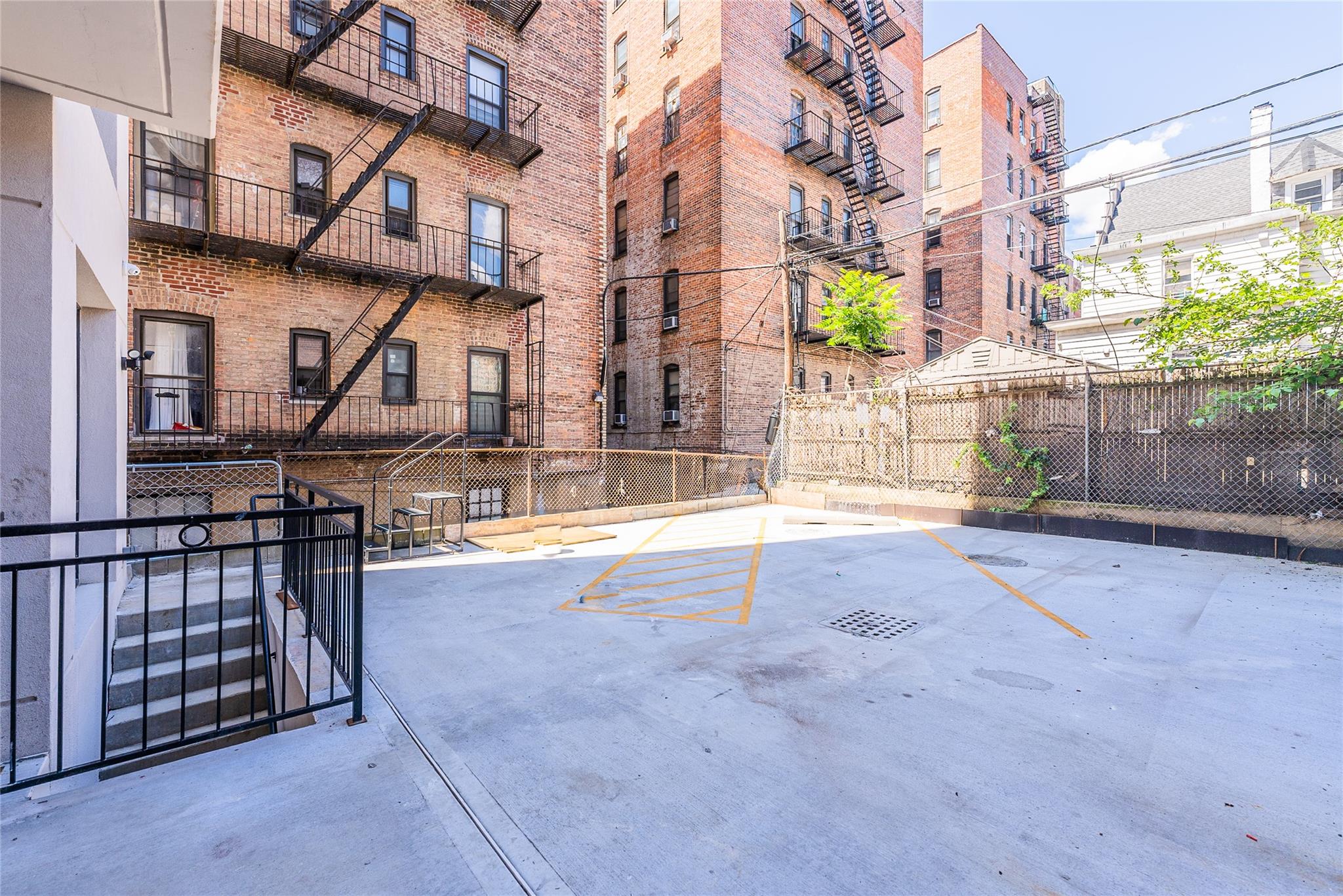 #16 photo, 4209 Hampton Street, クイーンズ区 Elmhurst , NY 11373