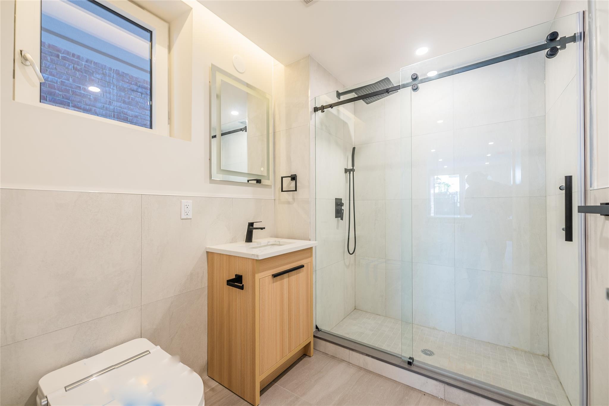 #8 photo, 4209 Hampton Street, クイーンズ区 Elmhurst , NY 11373