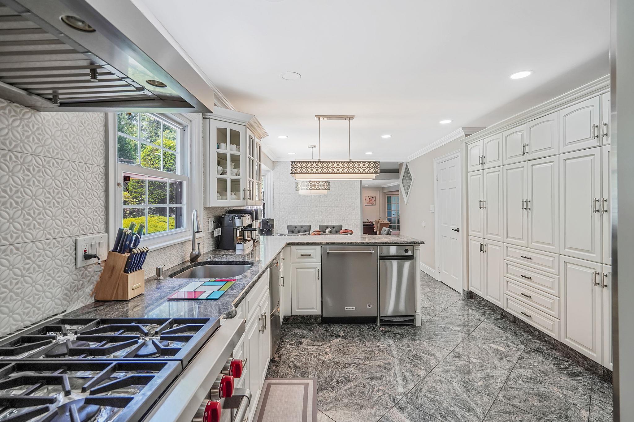 #19 photo, 11 Country Squire Court, サフォーク郡 Dix Hills , NY 11746