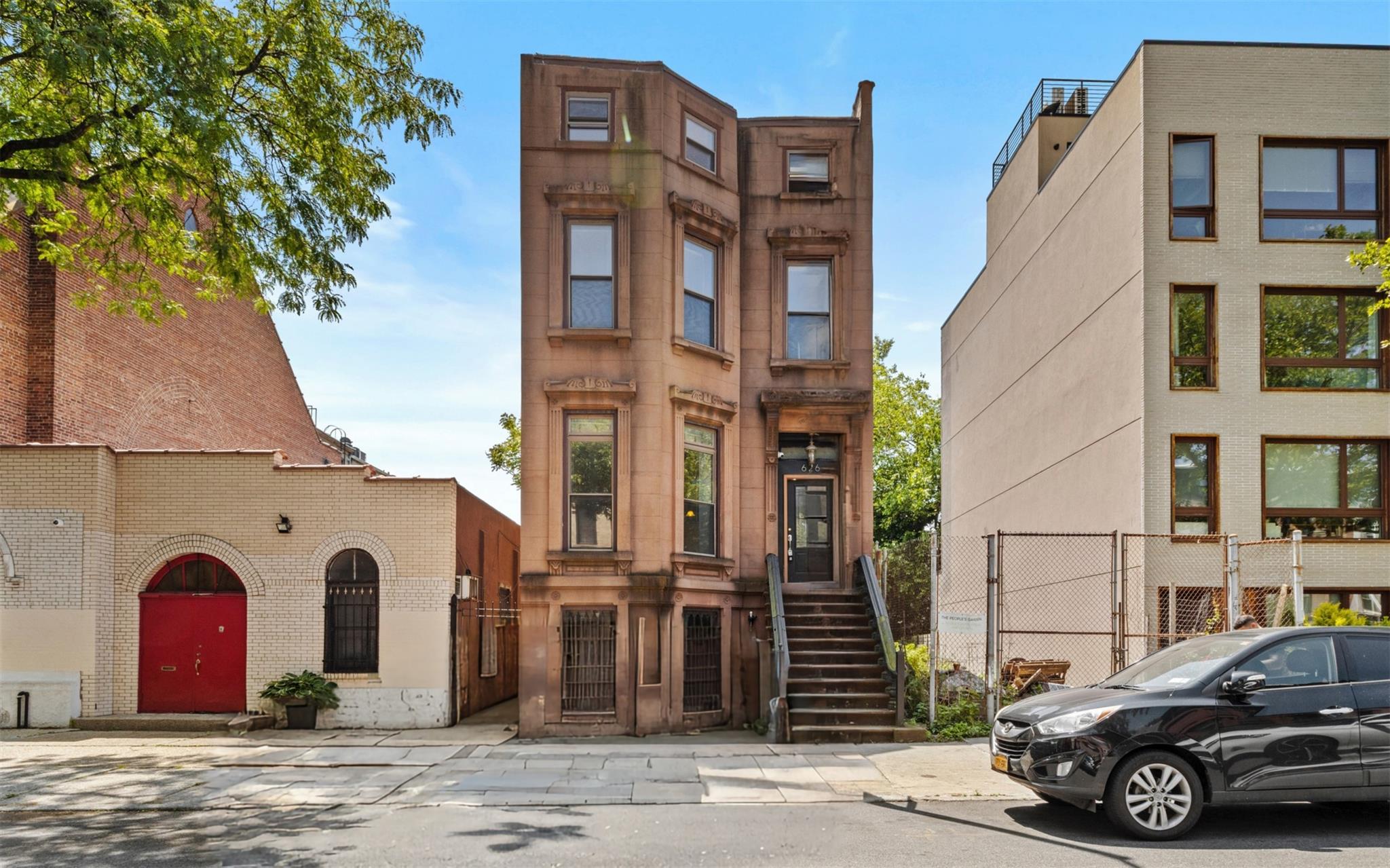 #1 photo, 626 Madison Street, 布鲁克林 Brooklyn , NY 11221