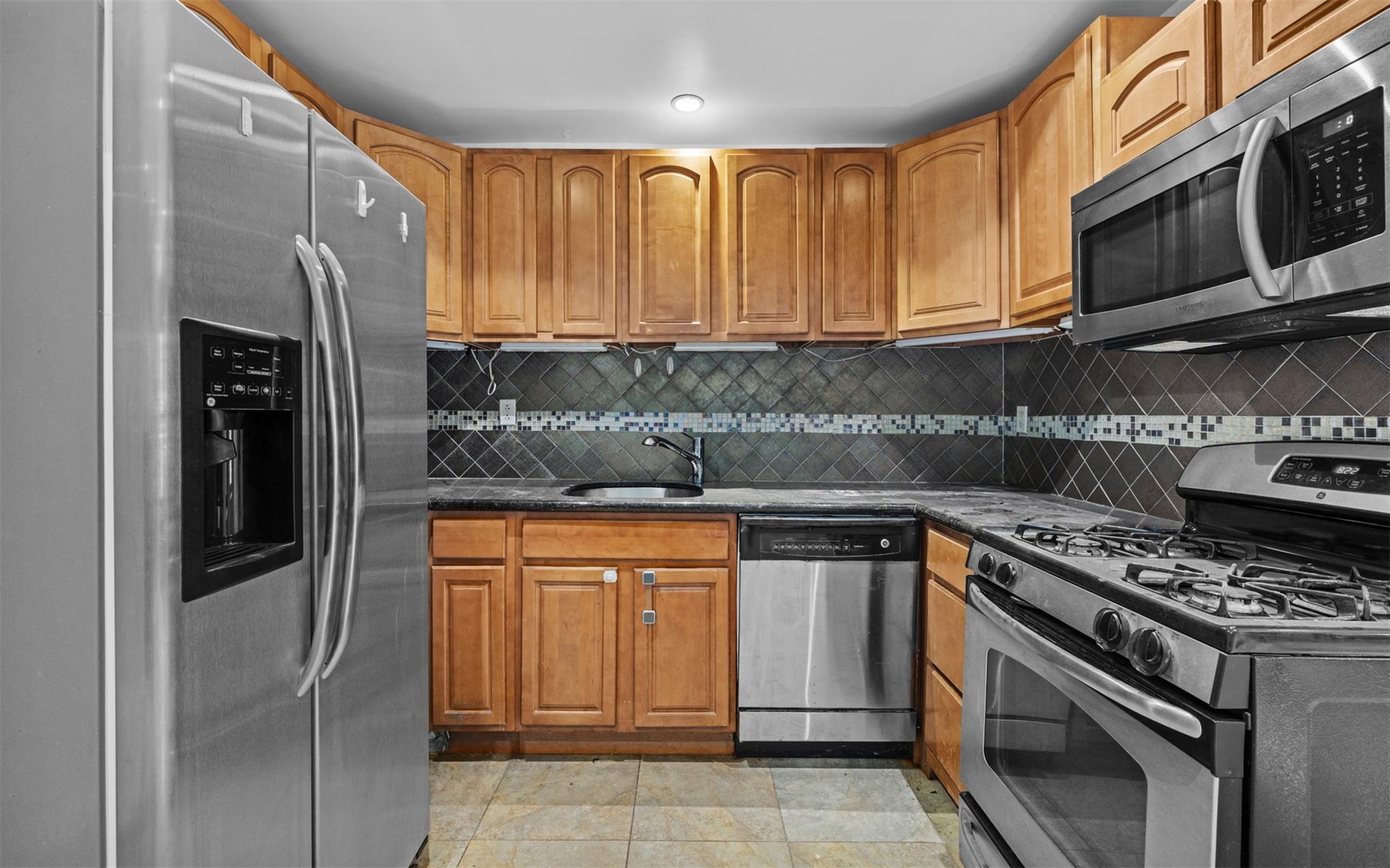 #6 photo, 626 Madison Street, Brooklyn , NY 11221